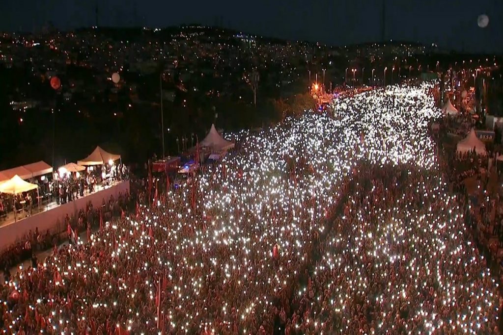 15 Temmuz Demokrasi Ve Milli Birlik Günü Mesajları