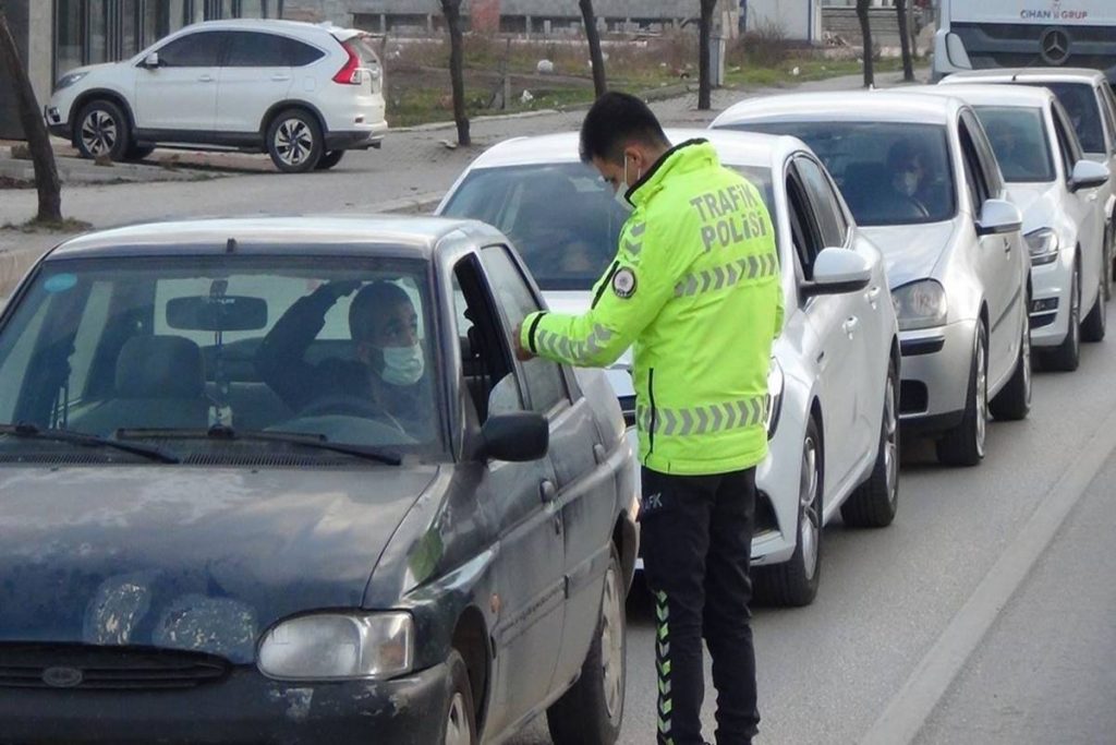 Ehliyetsiz Araç Kullanma Cezaları