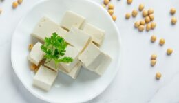 Tofu Nedir? Nerede Satılır, Kaç Kalori Faydaları Nelerdir?